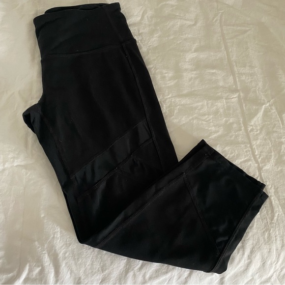 Athleta Mesh Cutout Crop Leggings - Picture 2 of 9